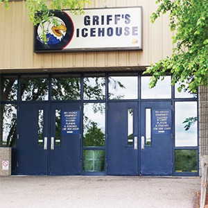 A picture of the Griff's IceHouse East entrance.